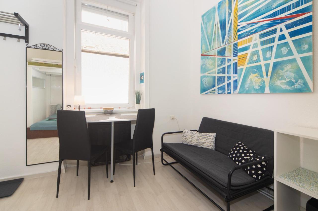 Cosy Studio Apartment With Airconditioner 부다페스트 외부 사진